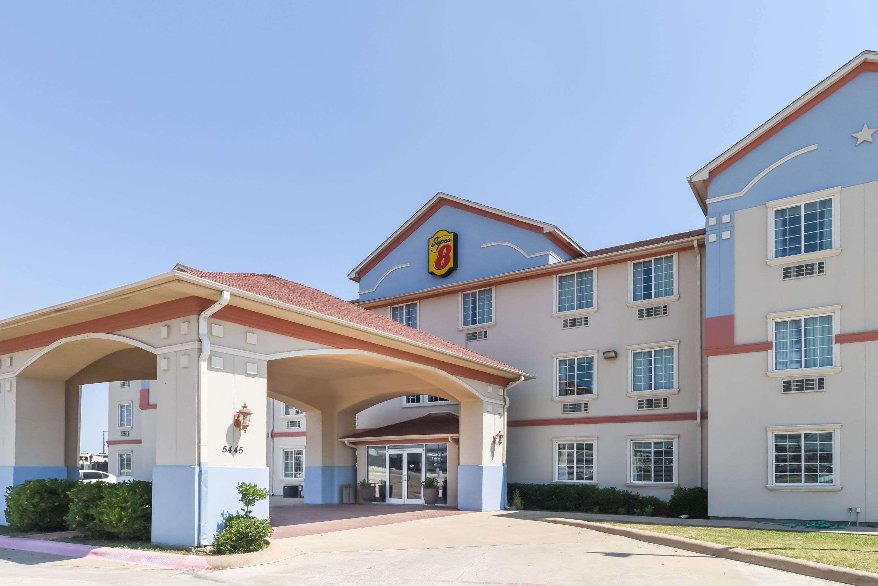 Super 8 by Wyndham Alvarado Exterior foto